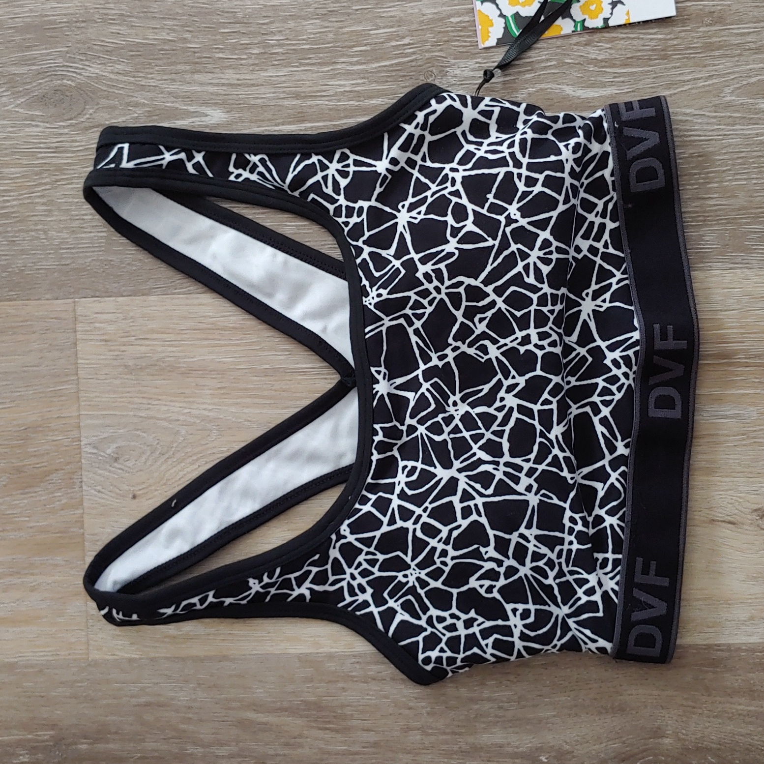 Nwt Diane Von Furstenberg Dvf Target Padded Sports Bra Black/White Size Xxs